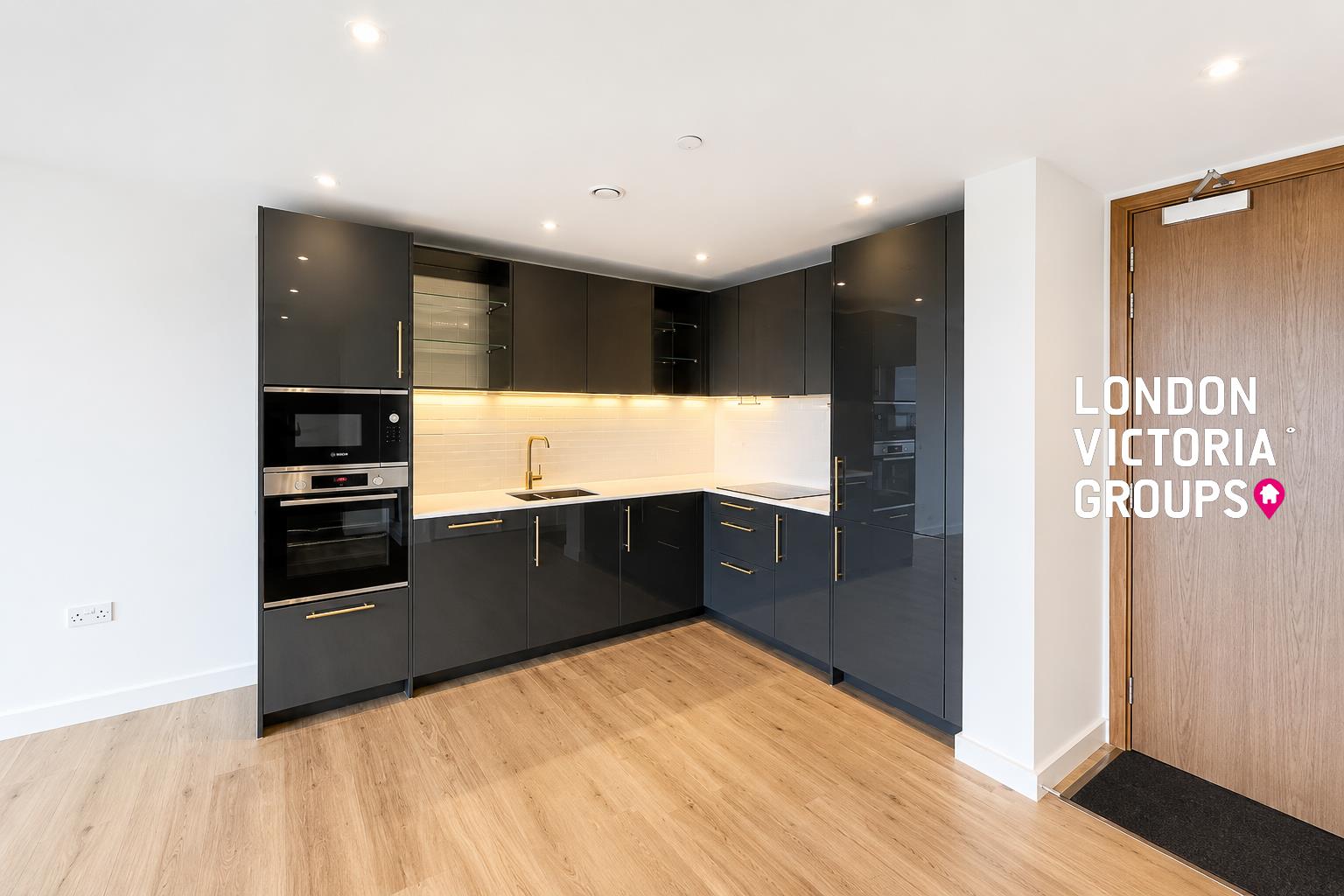 1 bed property in Alington House, 1 Mary Neuner Road, LONDON